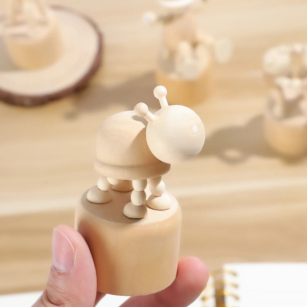 Wooden Animal Ornaments – Mini Movable Desktop Figurine Puppet Toy & Home Decoration Gift