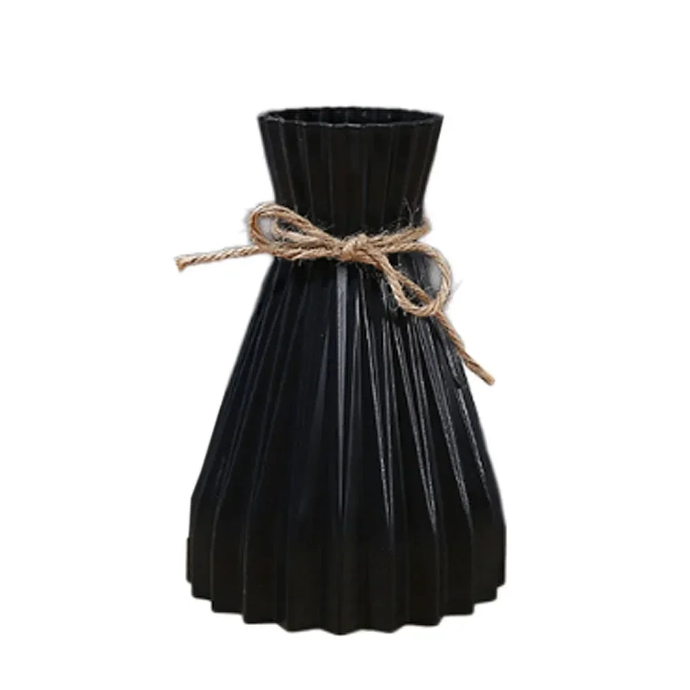 Creative Origami Vase – Modern Folding Plastic Flower Vase for Dry Arrangements