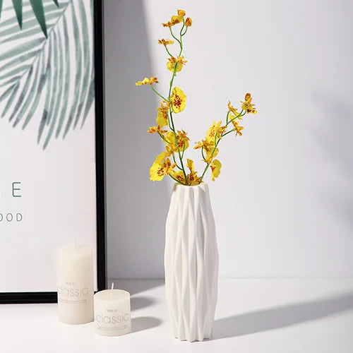 Nordic Plastic Vase – Small Modern Flower Pot for Home & Living Room Decor