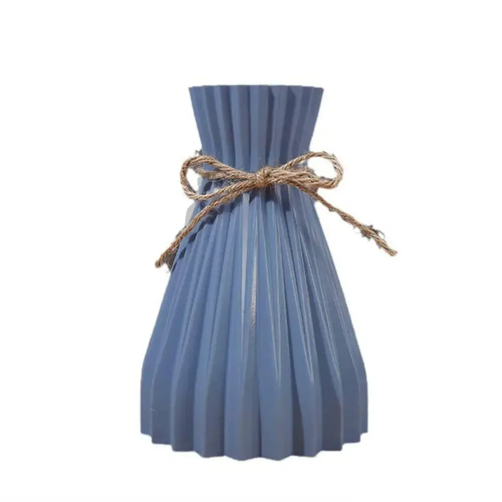 Creative Origami Vase – Modern Folding Plastic Flower Vase for Dry Arrangements