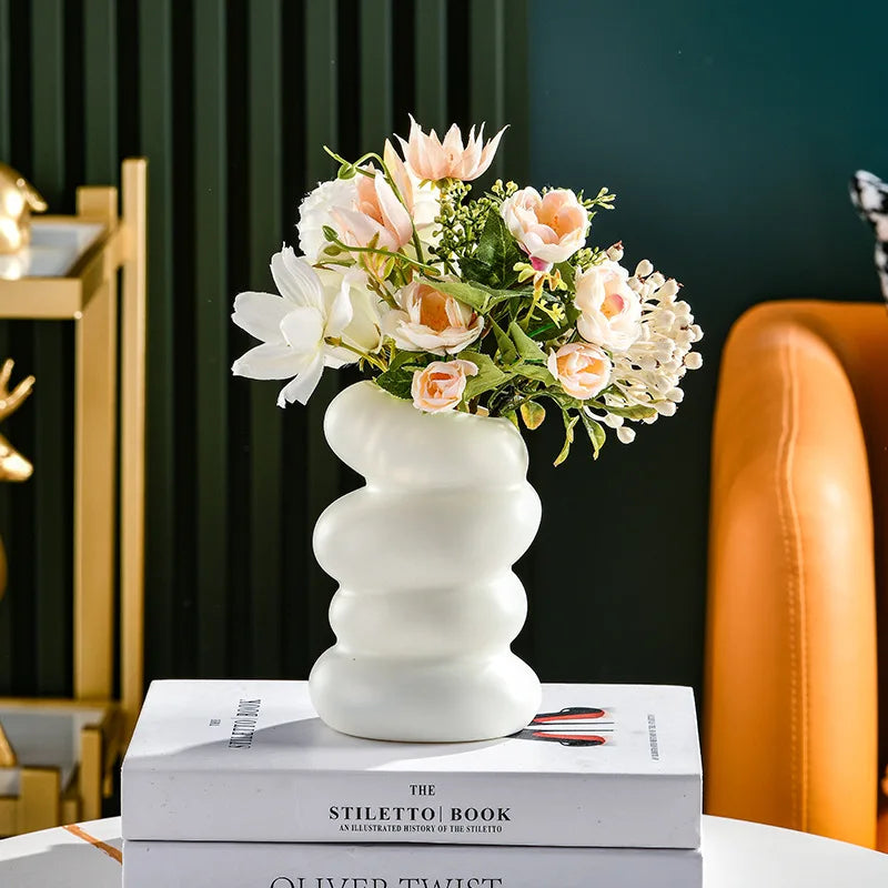 Plastic Spiral White Vase – Nordic Modern Flower Arrangement Decor